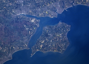 satellite photo of Isle of Wight